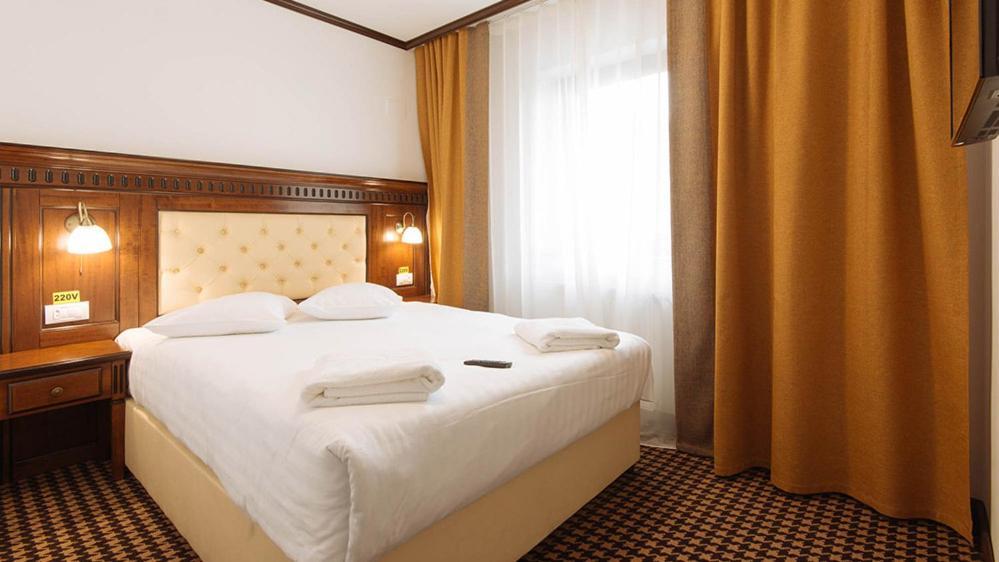 Hotel Alpin Rarau Câmpulung Moldovenesc Extérieur photo