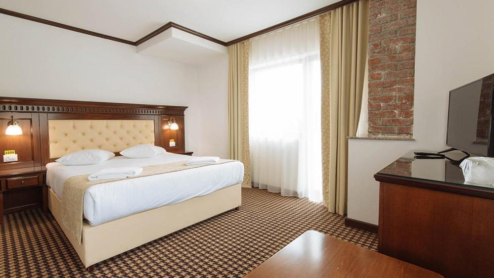 Hotel Alpin Rarau Câmpulung Moldovenesc Extérieur photo