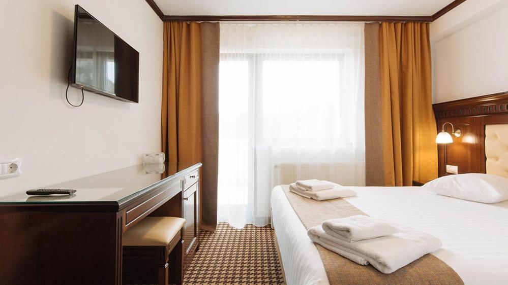 Hotel Alpin Rarau Câmpulung Moldovenesc Extérieur photo